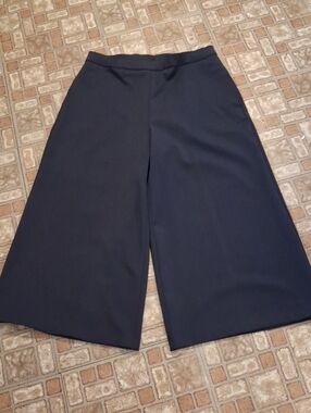 Vintage Wide-Leg Culotte Pants in Black Size 10 Side Pockets